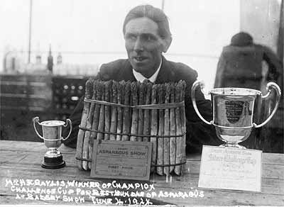 Enos Bayliss (1881-1964) in 1924 with his prize-winning trophy at the Vale of Evesham Asparagus Show