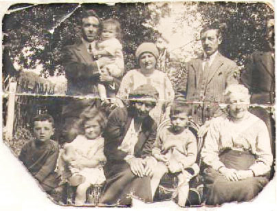Pethard family about 1923