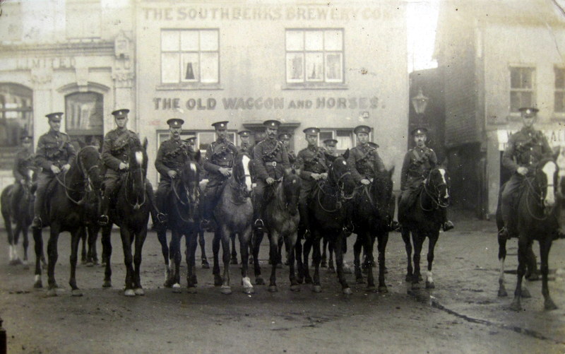 This picture, of men of the 1st Worcestershire Yeomanry, was taken in Newbury in November 1914. George Mason is amongst the riders but has not been identified.