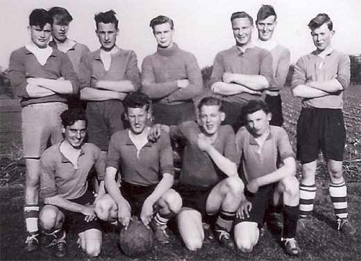Badsey Juniors Football Team 1952-53