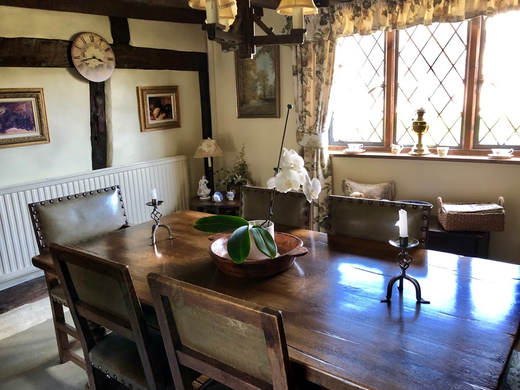 Weathervane Cottage interior