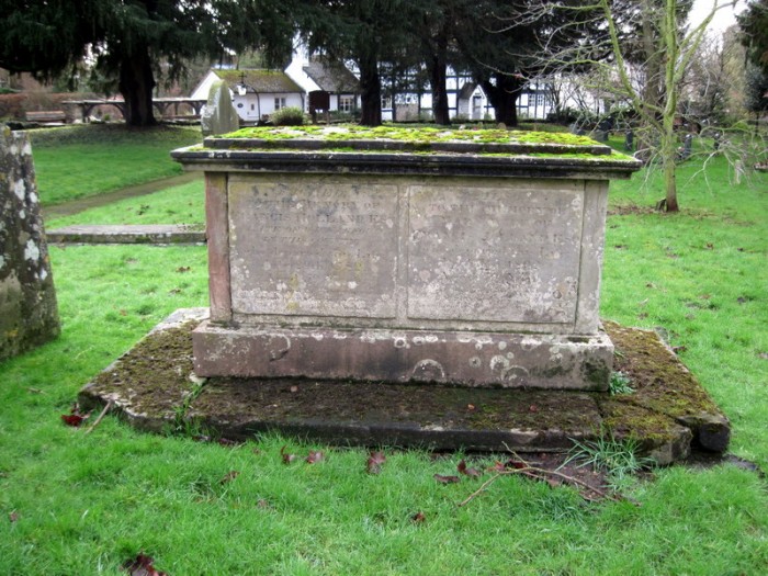 Tomb, Cropthorne churchyard
