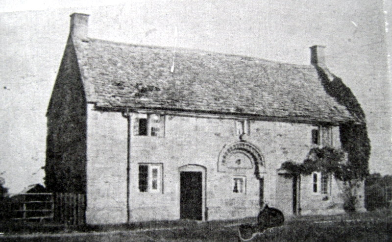 The family moved from Bengeworth to Buckland, Aston Somerville, where Fred and Emma lived in this cottage on Buckland Fields Farm from 1921. The rest of the family lived in the main farmhouse.