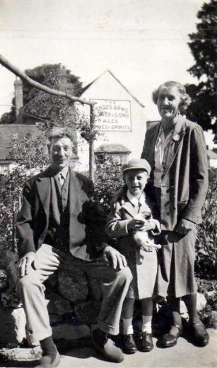 Longdon Hill cottages