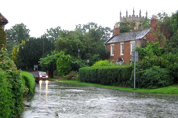 Badsey High Street (2 of 3). Photo: Maureen Spinks.