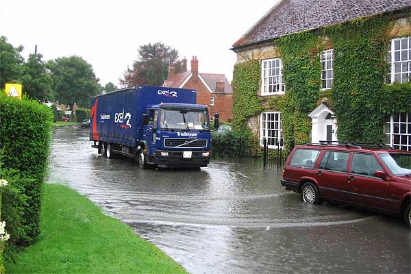 Badsey High Street (3 of 3). Photo: Maureen Spinks.