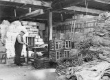 Repairing empty cases, boxes and bags
