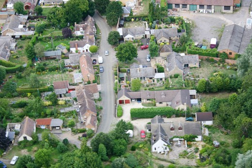 Manor Gardens, Aldington