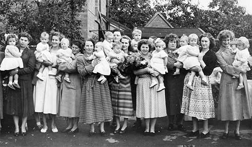 Mother and toddler group, 1950s