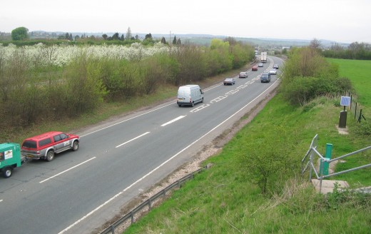 Evesham Bypass looking north from Offenham Road bridge, April 2006.