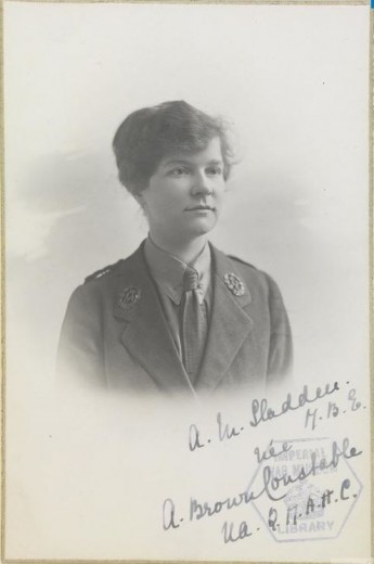 Signed photo of Mela