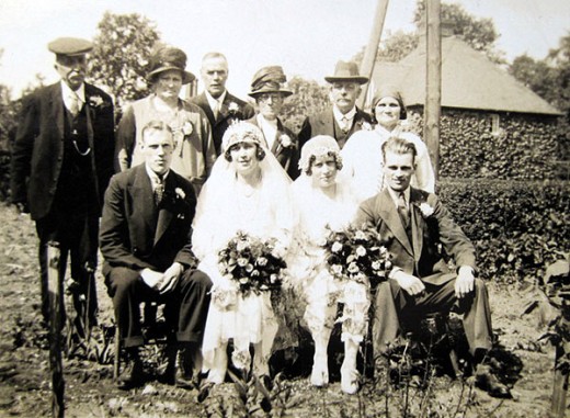 1931 weddings – Elizabeth Robbins & Frederick Lambourn/Kate Robbins & Horace Feeney