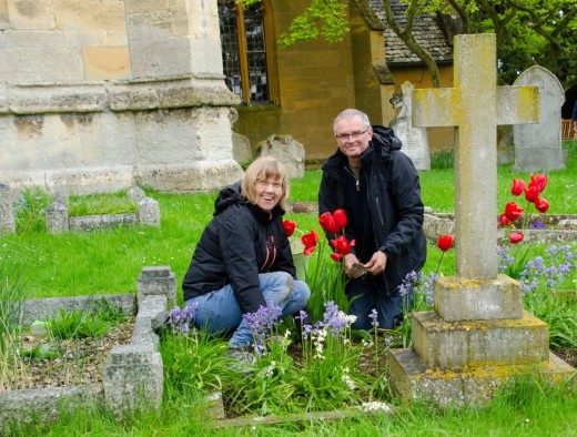 Big Help Out in the churchyard