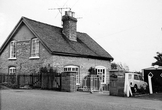 Ivanhoe & Rose Cottage, Birmingham Road