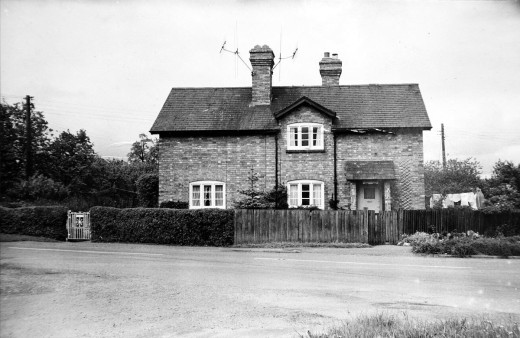 Corner House, Station Road