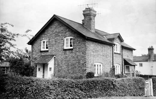 Victoria Cottage, Station Road