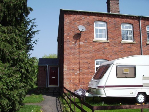 6 Silk Mill Cottages, Mill Lane