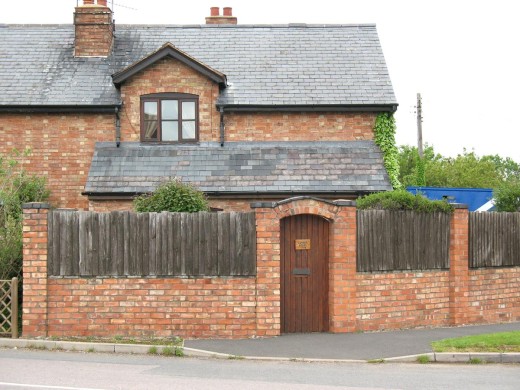 Corner House, Station Road