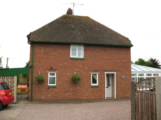 Western House, Station Road