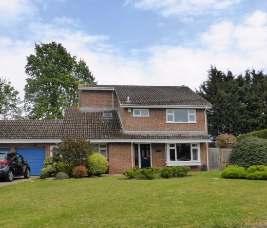 3 Allsebrook Gardens