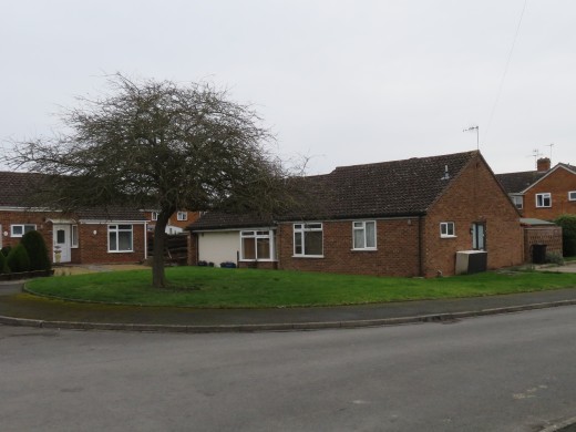 14 & 16 Manor Close