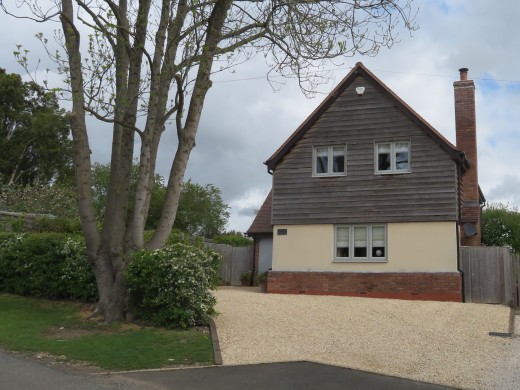 Grenadier Cottage, Station Road